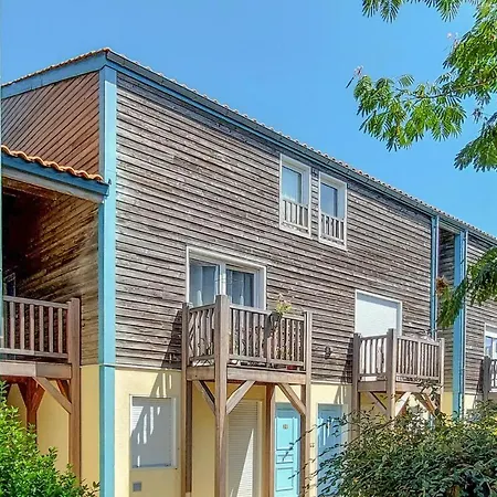 Lovely In Apartment *