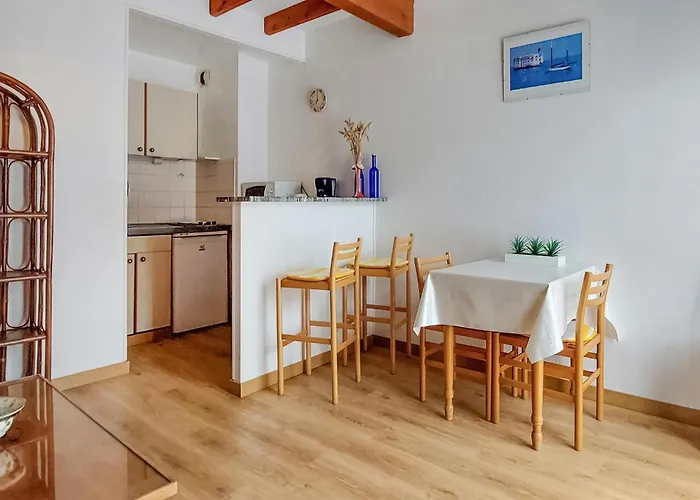 Appartement Lovely In